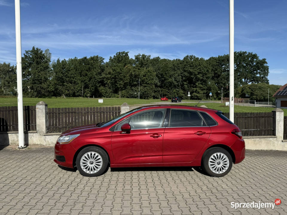 Citroen C4 16 benzyna 120 ładny świezo czujnik parkowania dolnośląskie Bolesławiec