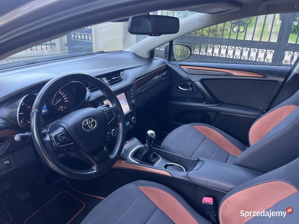 Toyota Avensis T27 Lift II 2015r 16 D4D Diesel kupiony w polskim salonie Nowa Słupia