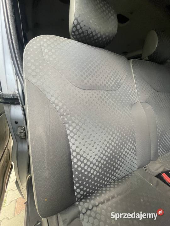 Renault Trafic 9osobowy Benzyna gaz Janów Lubelski sprzedam