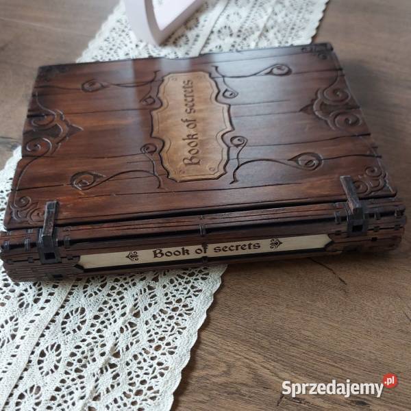 Drewniany Segregator A4 Personalizowany i Tworkowa