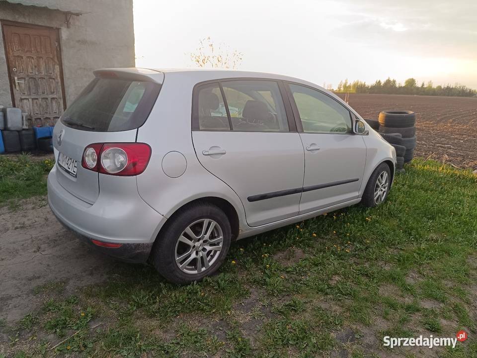 VW golf 5 plus uszkodzony silnik Inowrocław sprzedam