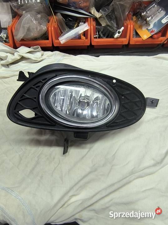 Lampa halogenowa Mercedes CLS w219 Lampy przeciwmgielne Lampy przeciwmgielne śląskie Sosnowiec