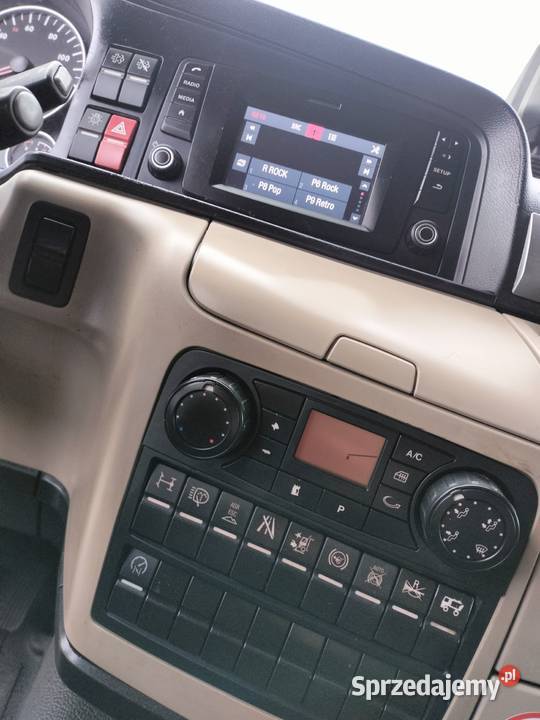 MAN TGM 15250 4x2 KONTENER IZOTERMA WINDA centralny zamek śląskie Częstochowa