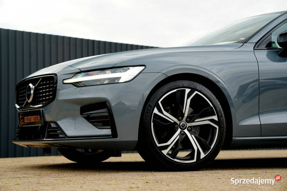 Volvo V60 R DESIGN acc FUL LED skóra nawi ALUSY szary Otmuchów