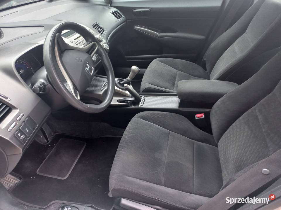 Civic VIII Sedan 18 130 ABS