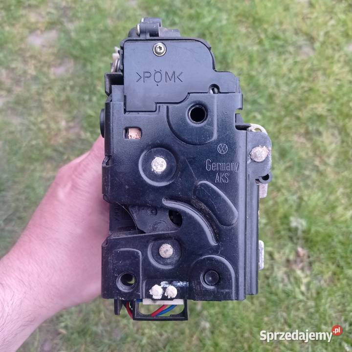 ZAMEK DRZWI PRAWY TYŁ 6 PIN VOLKSWAGEN PASSAT B5 Kamień Pomorski sprzedam