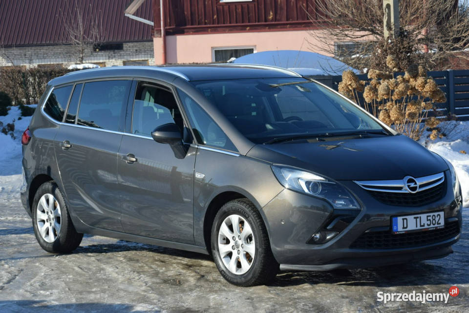 Opel Zafira 14TB 2016r Navi Kamera Klimatronik VAT marża Zafira Motoryzacja podkarpackie
