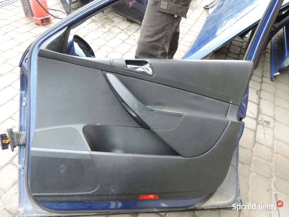 VW PASSAT B6 KOMBI DRZWI PRAWY PRZÓD Nowy Sącz