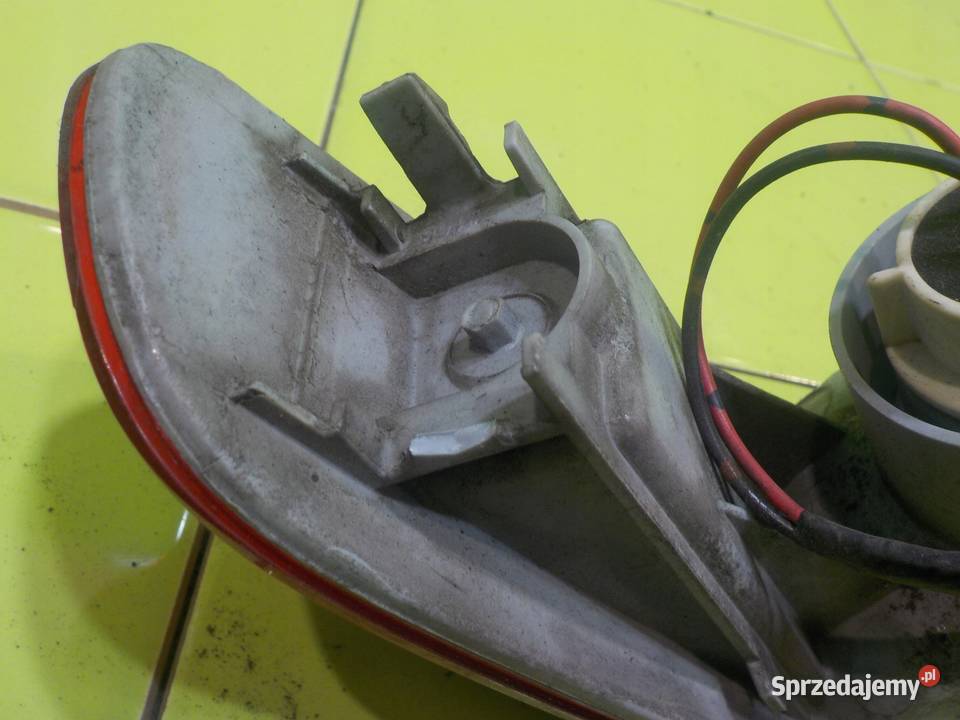 PEUGEOT 4007 09r 5D lampa prawa tyl w zderzak mazowieckie Suków sprzedam