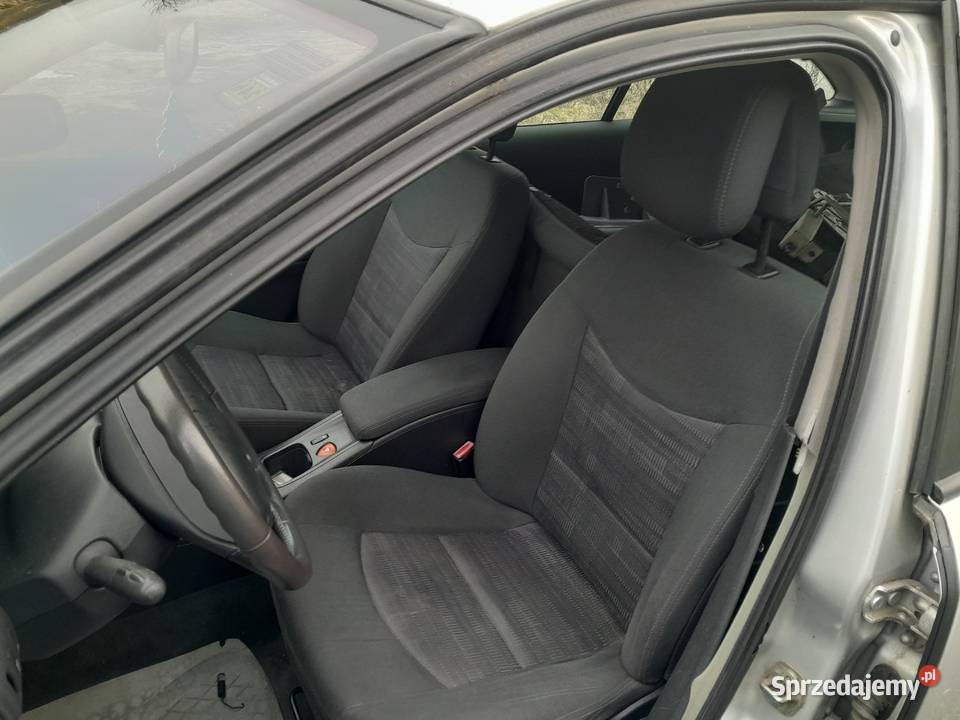 Megane 2006 na części sprzedam