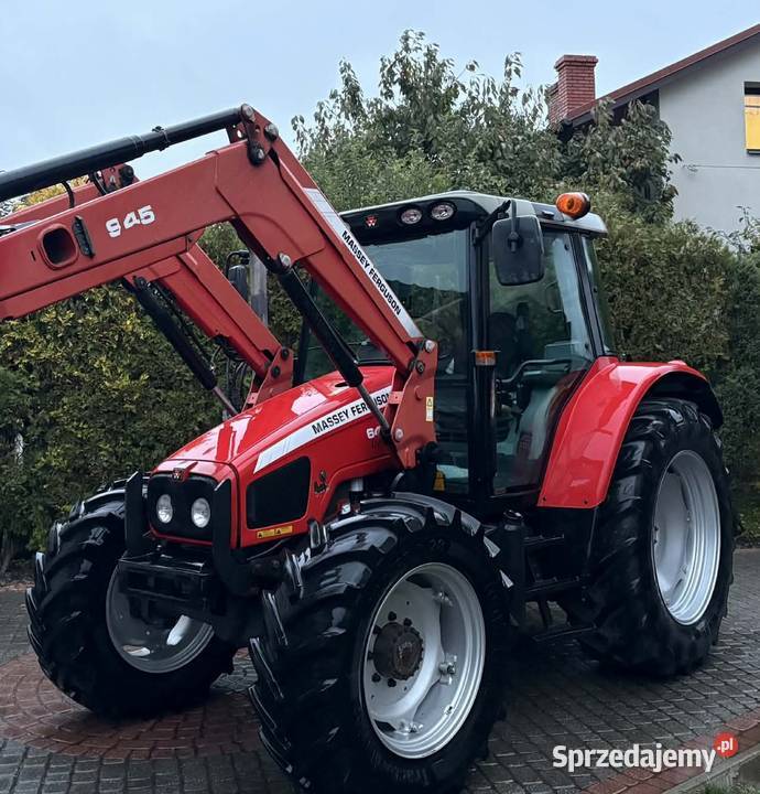 Massey Ferguson 5445 nie Claas Case John Deere