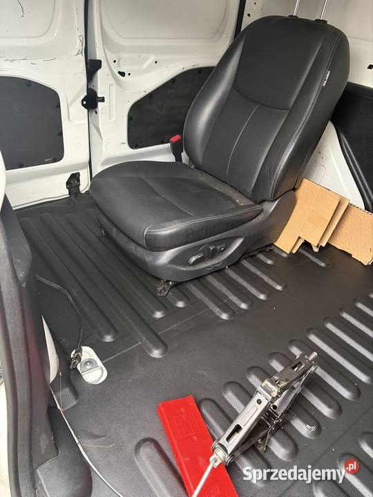 Peugeot Partner Krajowy 3 osobowy możliwa zamiana