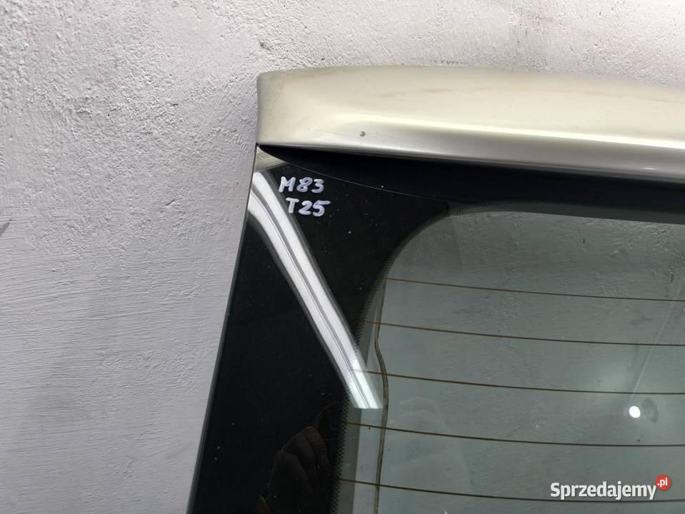 KLAPA BAGAZNIKA TYŁ TOYOTA AVENSIS II T25 KOMBI osobowe wielkopolskie