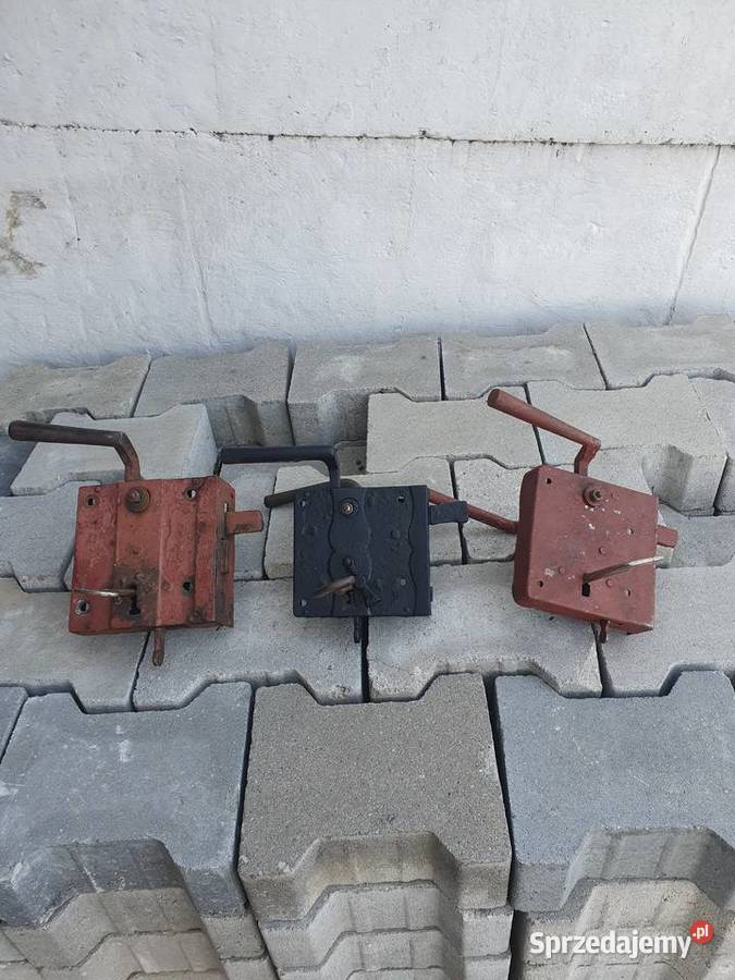 Zamek do furtki zabytkowy