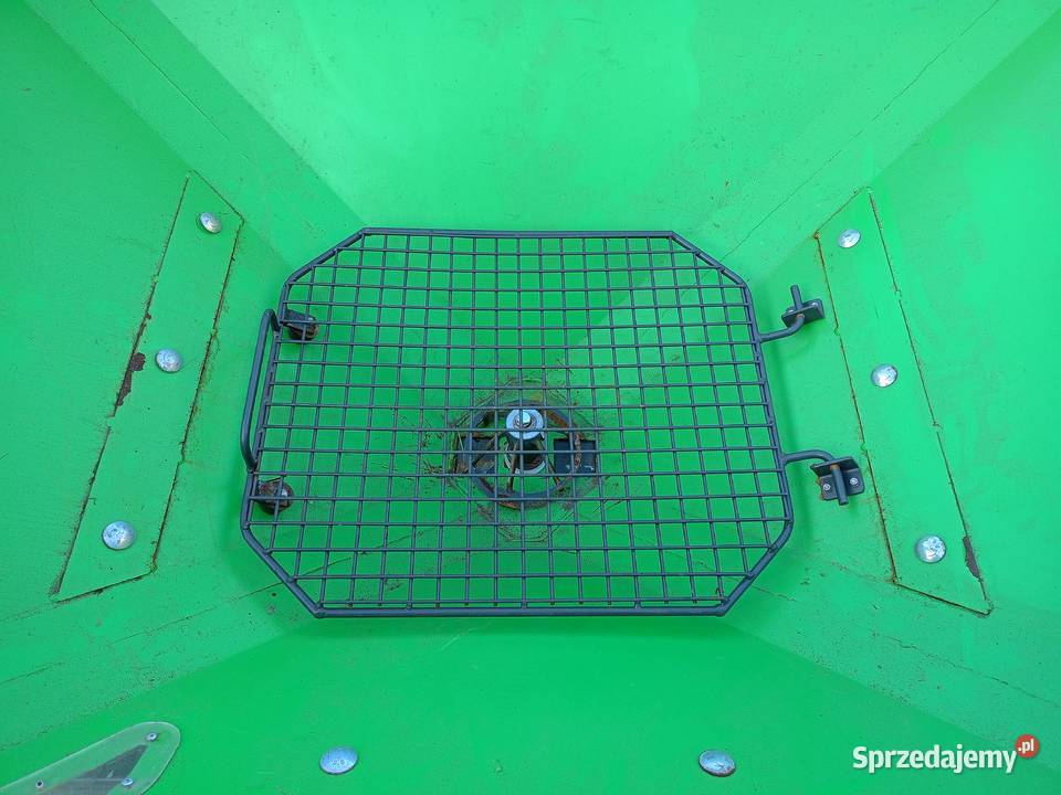 Rozsiewacz nawozu 600 nieuszkodzony wielkopolskie Gostyń