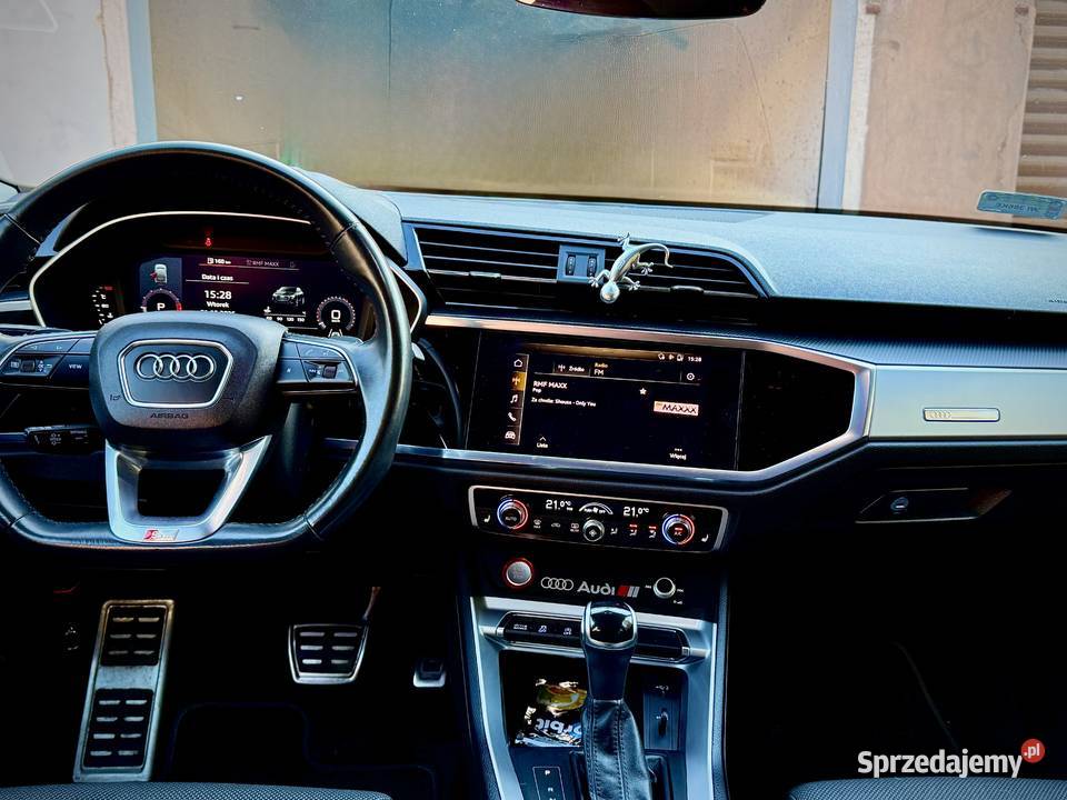 Audi Q3 Sportback 35 TFSI MHEV S line Matrix 360 4/5 Wałbrzych