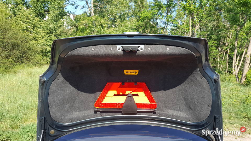 ROVER 75 MG ZT TRÓJKĄT OSTRZEGAWCZY Z UCHWYTEM osobowe Poznań