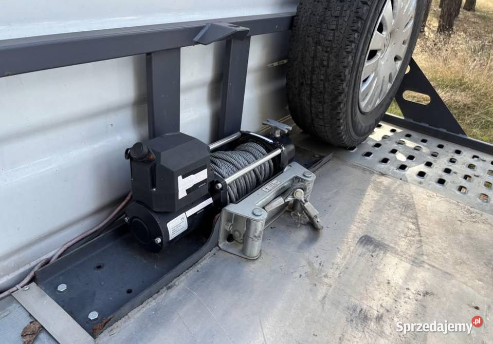 Renault Master autolaweta 25 dCi najazd laweta Grodziec