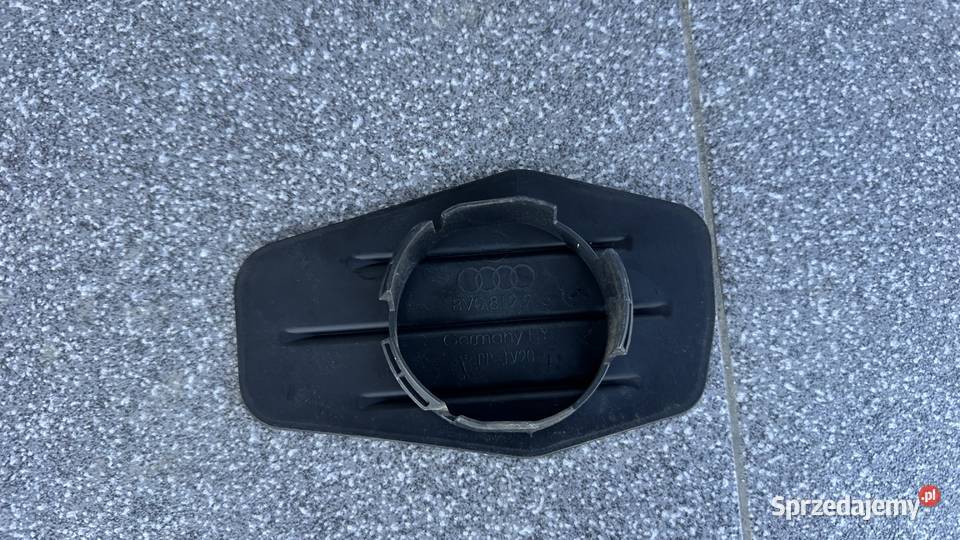 Audi A3 8V Podszybie Zaślepka 8V0819915