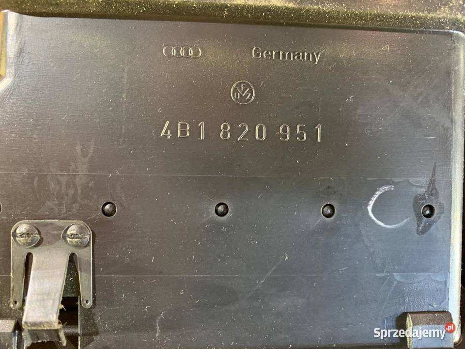 Kratka środkowa centralna kokpitu audi a6 c5 Szczecin