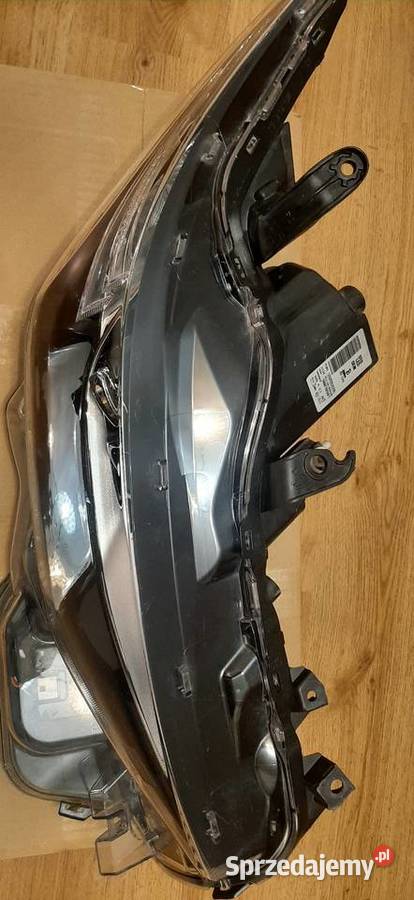 Lampa reflektor Toyota Auris full led Oświetlenie Pułtusk