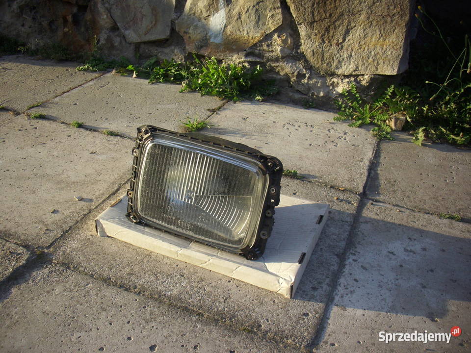 Reflektor lampa HELA lewa przód MERCEDES T1 dostawcze świętokrzyskie Kielce