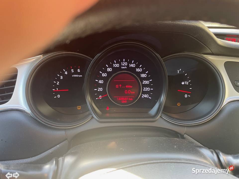 Syndyk sprzeda KIA CEED 16 Diesel diesel mazowieckie