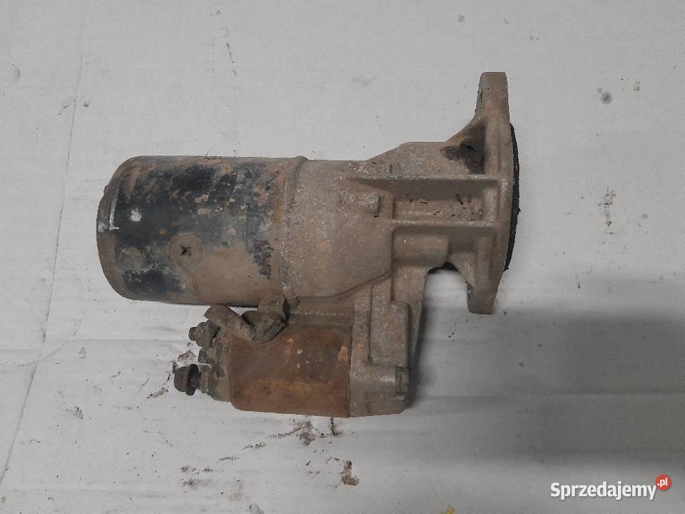 Nissan Terrano 24 alternator terenowe Czajków