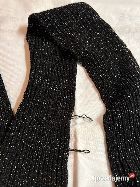 Szalik czarny że złotą nitka Rzeszów sprzedam