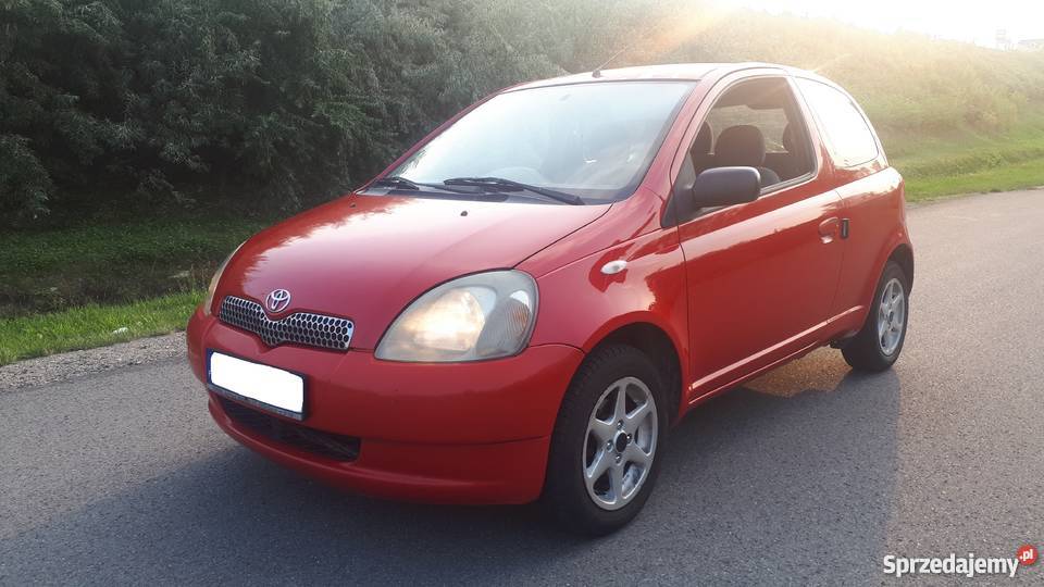 Toyota Yaris 10 benzyna 1999r Wspomaganie TANIO immobilizer Yaris