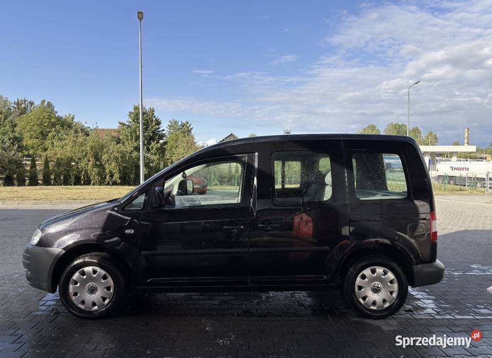 Volkswagen Caddy Life 19TDI 75 2007 HAK Rok produkcji 2007 Pińczów