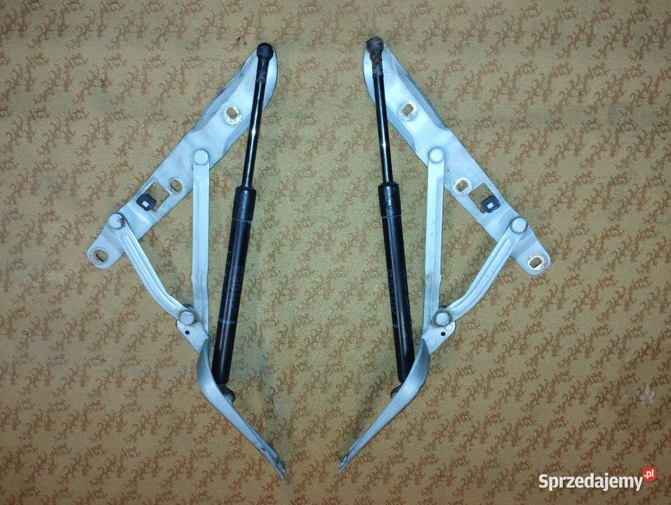 Zawias tylnej klapy BMW E39