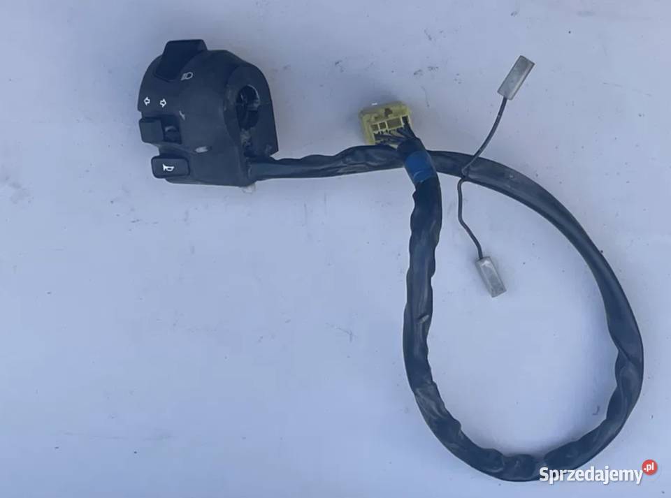 przełącznik lewy świateł Suzuki AN 250 Burgman Ostrzeszów sprzedam