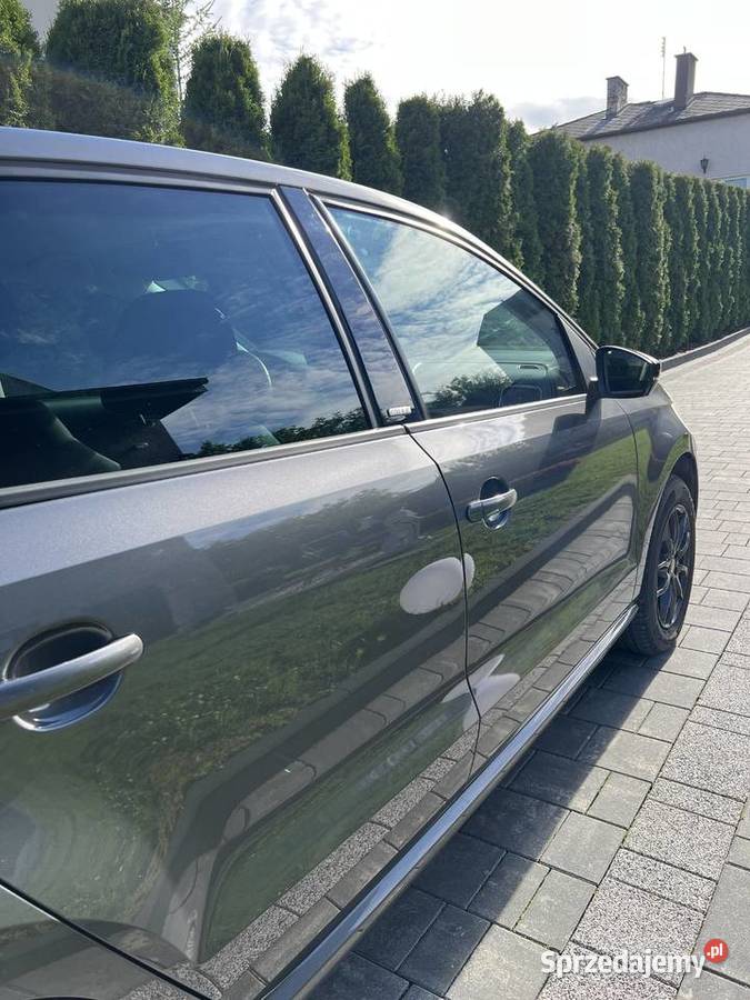 Volkswagen Polo 6R 14Mpi 2011 Bogate wyposażenie