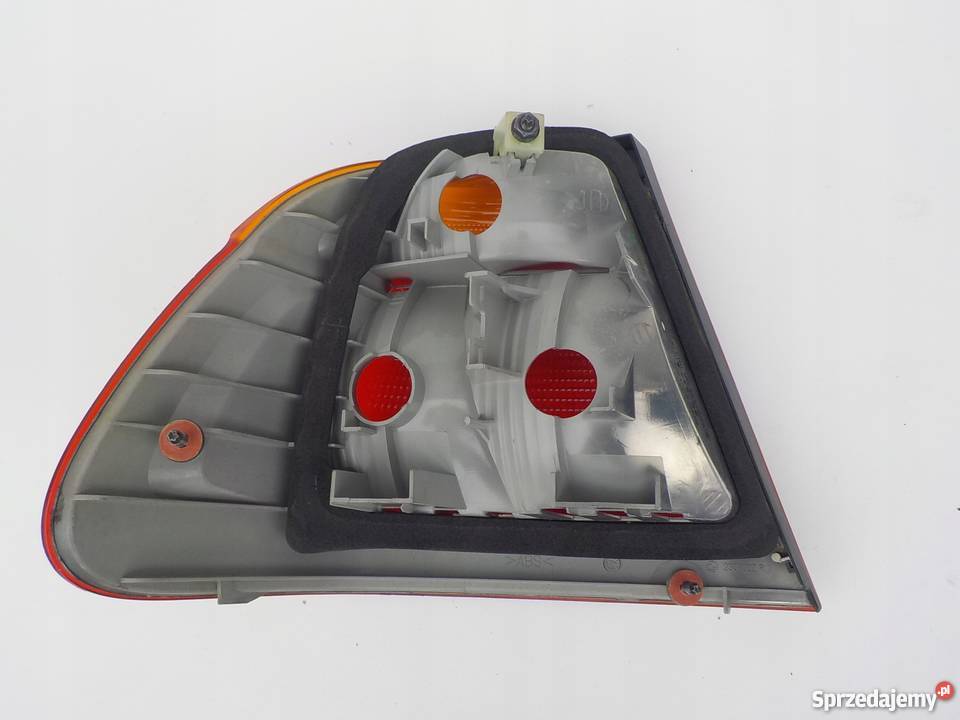 LAMPA TYLNA PRAWA LEWA TYŁ BMW 3 E46 Oświetlenie Nowy Tomyśl