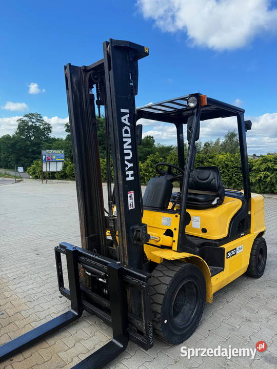 wózek widłowy HYUNDAI 30D7E diesel Kubota 3000 Wózki widłowe Wózki widłowe sprzedam