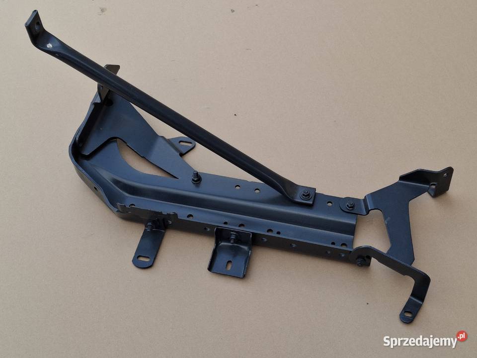 MERCEDES ATEGO UCHWYT MOCOWANIE ŁAPA ZBIORNIKA Bieleń