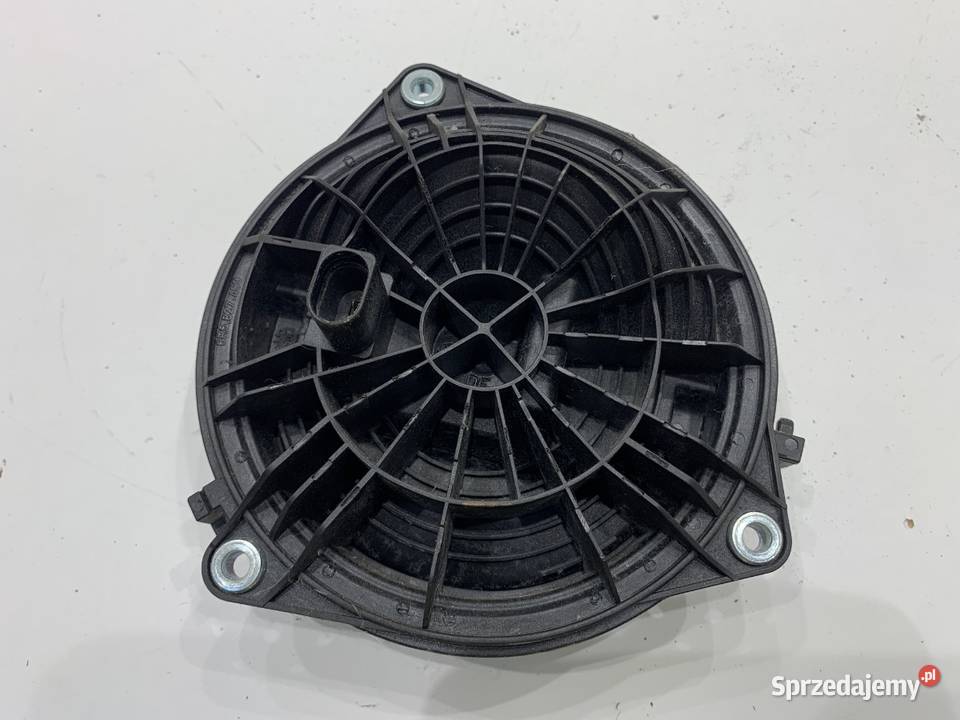 KLAMKA KLAPY TYŁ VW POLO V 6R6827469 Hatchback podkarpackie