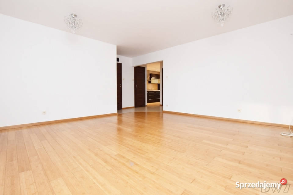 3 pokoddzielna kuchniabalkonDobrego Pasterza Kraków