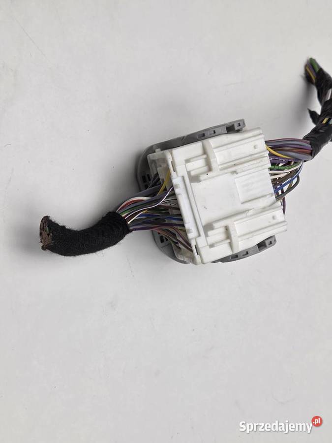 FORD FOCUS MK4 WTYCZKA KOSTKA 83