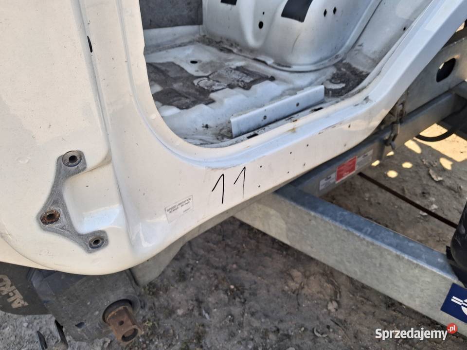 Próg kabiny volvo fl prawy lewy ćwiartka bok pomorskie Sierakowice