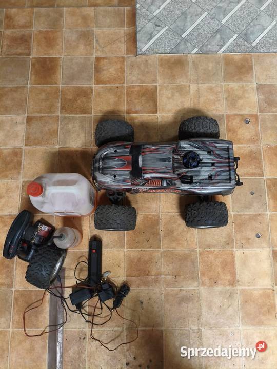Samochód sterowany Traxxas TMaxx Czarna Woda