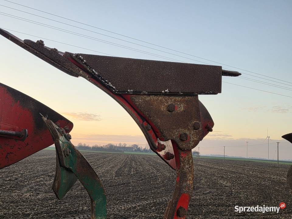 Pług obrotowy 4 skibowy kverneland vd 85 ładne Kverneland Czołowo