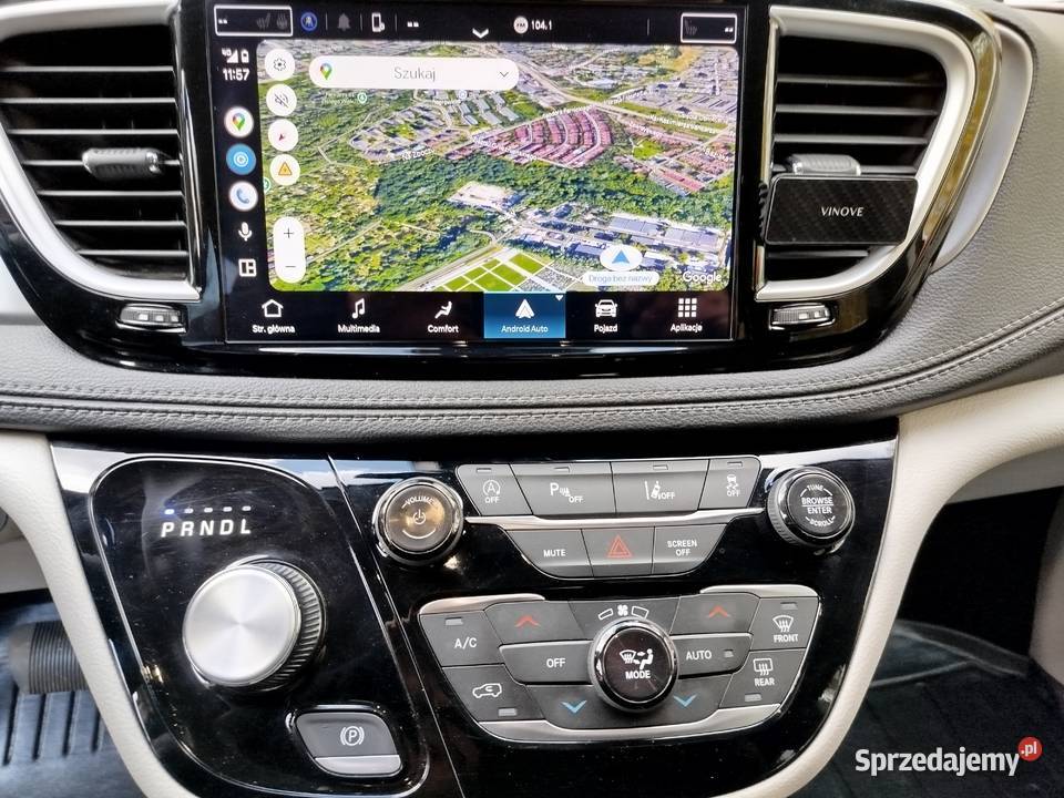 Chrysler pacyfica 2023 kanada