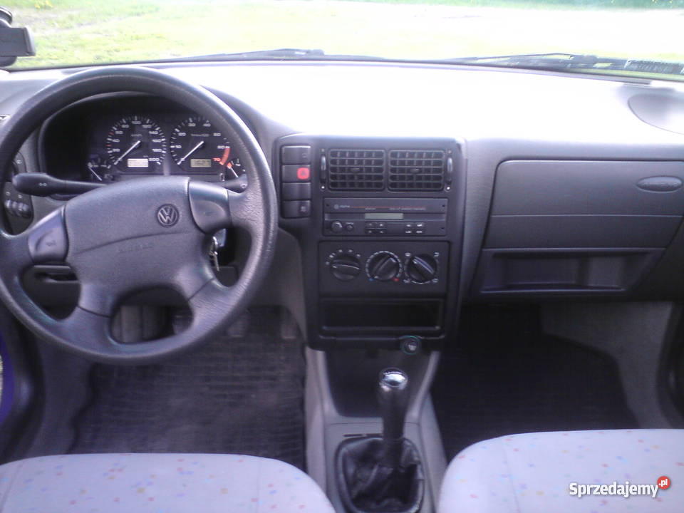 samochód VWPOLO3 Dębienko sprzedam