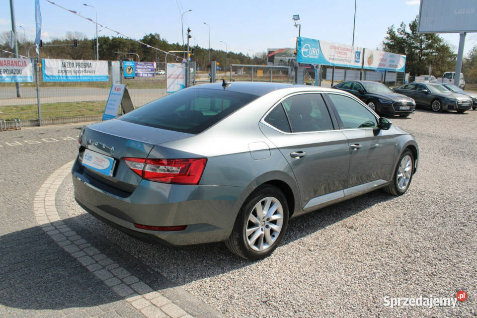 koda Superb Ambition DSG Nawigacja netto 70650 światła do jazdy dziennej Superb Warszawa