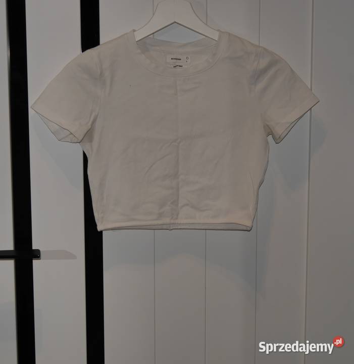 Reserved fajna krótka dopasowana bluzka 36 S Wrocław