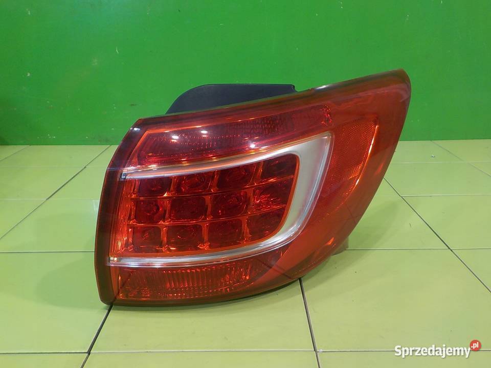 VOLVO V70 III R DESIGN 20 D 09r KOMBI lampa osobowe Suków