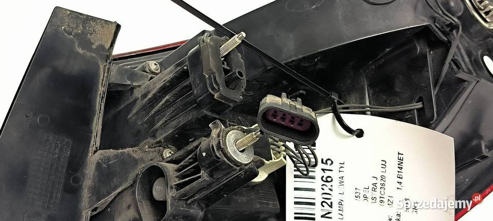 LAMPA LEWA TYŁ OPEL ASTRA J 90015067 osobowe Lipno sprzedam