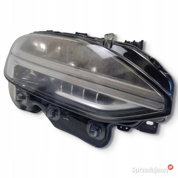 LAMPA PRAWA Volvo V90 S90 II prawy przód osobowe Chełm